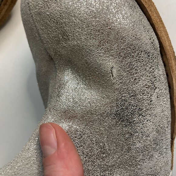 Magnolia Pearl Silver Metallic Leather Pull On Ankle Bootie 40 US 9.5 - Picture 12 of 13